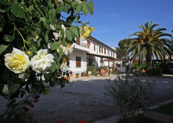 Hotel Residence I Briganti Di Capalbio Exterior foto